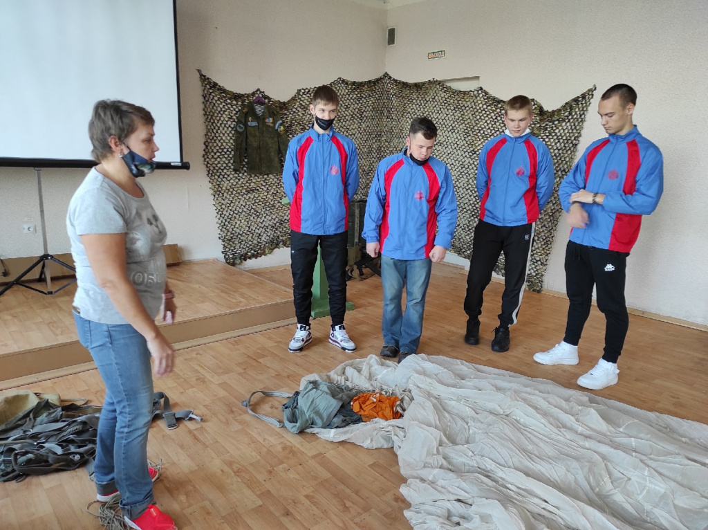 QTllaG4msNU.jpg